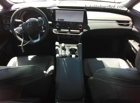 2T2BBMCA9RC032734 2024 LEXUS RX White Առջևի վահանակի տեսք