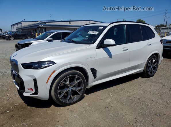 5UX43EU0XR9T61291 2024 BMW X5 Белый Передняя левая четверть