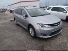 2018 Chrysler Pacifica Touring L Gray vin: 2C4RC1BG1JR142850