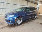 2025 Chrysler Pacifica Select Blue vin: 2C4RC1BG2SR502595