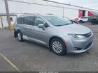 2018 Chrysler Pacifica Touring L Silver vin: 2C4RC1BG3JR211439