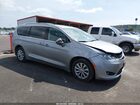 2018 Chrysler Pacifica Touring L Серебряный vin: 2C4RC1BG5JR115697