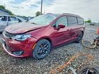 2018 Chrysler Pacifica Touring L Burgundy vin: 2C4RC1BG5JR320954