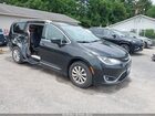 2019 Chrysler Pacifica Touring L Black vin: 2C4RC1BG8KR650511