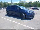 2020 Chrysler Pacifica Touring L Blue vin: 2C4RC1BG8LR129659