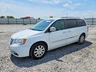 2016 Chrysler Town & Country Touring L White vin: 2C4RC1CG3GR221945