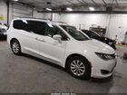 2018 Chrysler Pacifica Touring L Plus White vin: 2C4RC1EG0JR154774
