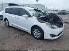 2018 Chrysler Pacifica Touring L Plus White vin: 2C4RC1EG0JR315642