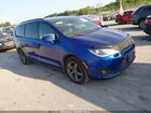 2020 Chrysler Pacifica Touring L Plus Blue vin: 2C4RC1EG7LR127171