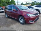 2018 Chrysler Pacifica Touring L Plus Red vin: 2C4RC1EG9JR116668