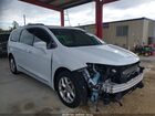2020 Chrysler Pacifica Touring L Plus White vin: 2C4RC1EG9LR184374