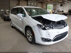 2020 Chrysler Pacifica Touring L Plus White vin: 2C4RC1EGXLR230603