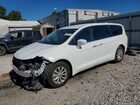 2018 Chrysler Pacifica Touring Plus White vin: 2C4RC1FG9JR104597