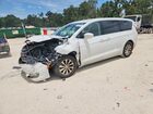 2019 Chrysler Pacifica Touring Plus White vin: 2C4RC1FG9KR576882
