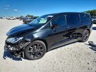 2020 Chrysler Pacifica Touring Black vin: 2C4RC1FGXLR147364