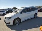 2018 Chrysler Pacifica Limited White vin: 2C4RC1GG2JR269163