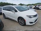 2017 Chrysler Pacifica Limited White vin: 2C4RC1GGXHR528153