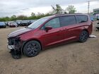 2020 Chrysler Pacifica Hybrid Touring L Burgundy vin: 2C4RC1L70LR288139