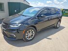 2023 Chrysler Pacifica Touring L Black vin: 2C4RC3BGXPR556276