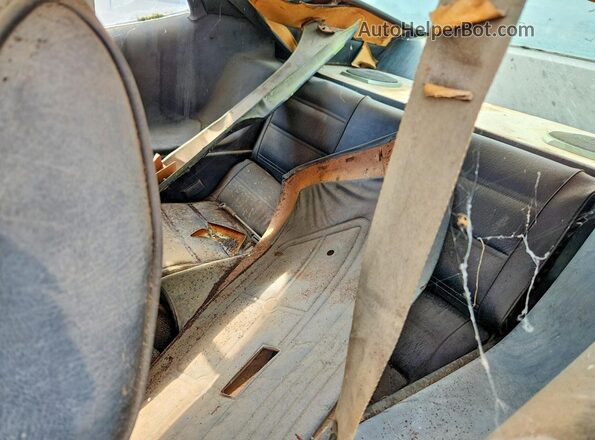 2F05F240261 1972 FORD MUSTANG Blue Rear seats view