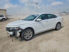 2017 Chevrolet Impala Lt White vin: 2G1105SA2H9131948