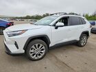 2025 Toyota Rav4 Xle Premium White vin: 2T3A1RFV4SW498162