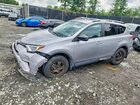 2018 Toyota Rav4 Le Серебряный vin: 2T3BFREV8JW717596