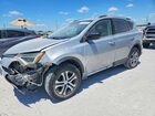2018 Toyota Rav4 Le Silver vin: 2T3BFREV8JW729005
