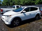 2018 Toyota Rav4 Xle White vin: 2T3RFREV5JW845745