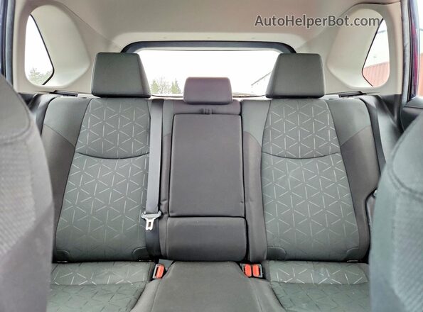 2T3RWRFV2RW212128 2024 TOYOTA RAV4 Blue Widok tylnych siedzeń