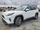 2025 Toyota Rav4 Xle White vin: 2T3W1RFV8SW442411