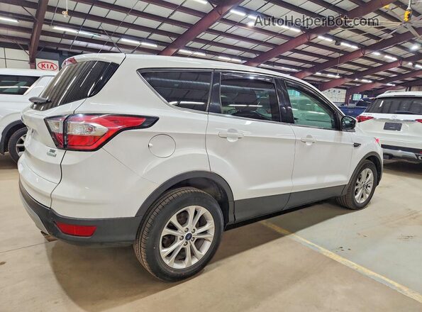 1FMCU0GDXHUB03212 2017 FORD ESCAPE Белый Передняя правая четверть