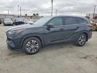 2025 Toyota Highlander Hybrid Xle Black vin: 5TDKBRCH4SS668103