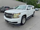 2019 Chevrolet Suburban K1500 Lt White vin: 1GNSKHKC1KR273818