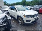 2019 Jeep Compass Latitude 4x4 White vin: 3C4NJDBB2KT754631