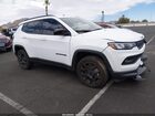 2025 Jeep Compass Latitude 4x4 Белый vin: 3C4NJDBN1ST553555