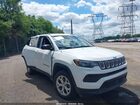 2024 Jeep Compass Latitude 4x4 White vin: 3C4NJDBN2RT117565