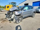 2019 Jeep Compass Limited Silver vin: 3C4NJDCB0KT697635