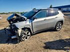 2020 Jeep Compass Limited Silver vin: 3C4NJDCB9LT119695