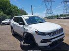 2022 Jeep Compass Latitude Lux 4x4 Белый vin: 3C4NJDFB2NT177307