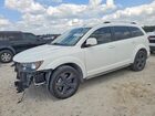 2019 Dodge Journey Crossroad White vin: 3C4PDCGB1KT738052