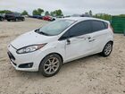 2019 Ford Fiesta Se White vin: 3FADP4EJ4KM128205