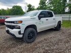 2020 Chevrolet Silverado K1500 Custom White vin: 3GCPYBEK9LG194864