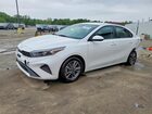 2022 Kia Forte Lxs White vin: 3KPF24AD7NE466438