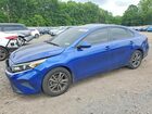 2022 Kia Forte Lxs Blue vin: 3KPF24AD8NE446134
