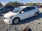 2017 Kia Forte Lx White vin: 3KPFK4A79HE033590