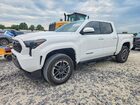 2024 Toyota Taccoma White vin: 3TMLB5JN0RM075046