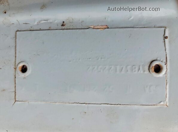 3Y83Z122522 1963 FORD THUNDERBIRD Blue Widok komory silnika