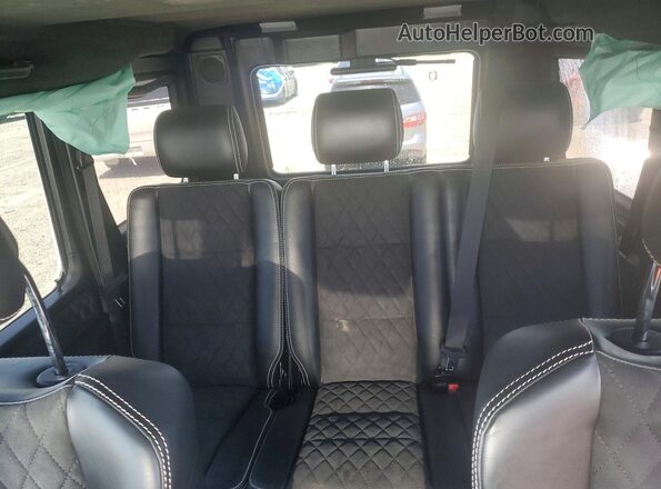 WDCYC5FH3JX290161 2018 MERCEDES-BENZ G-CLASS Two Tone Սալոնի հետևի տեսք