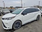 2022 Toyota Sienna Xse 7-passenger White vin: 5TDXRKEC9NS086710
